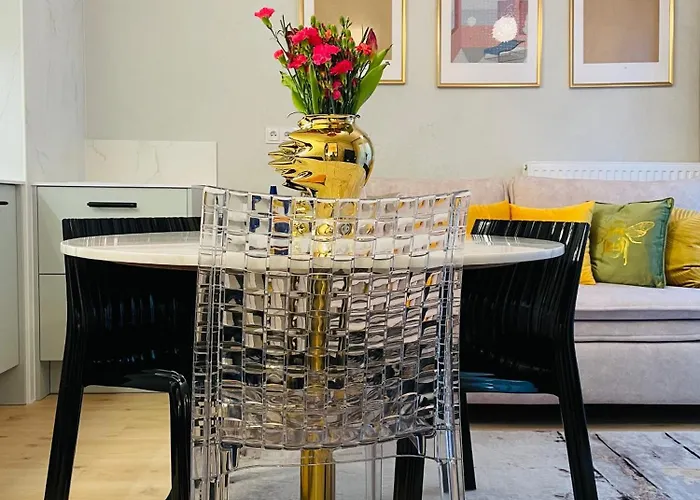 Apartment Piper Targi